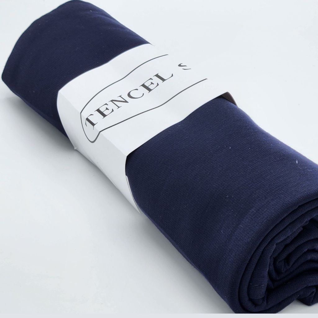 Écharpe Hijab Premium en Tencel Bleu Pétrole